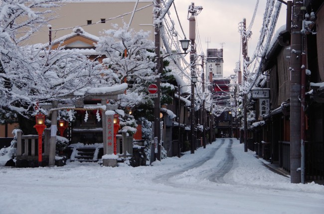 祇園周辺の雪