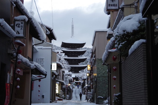 八坂の塔　雪07